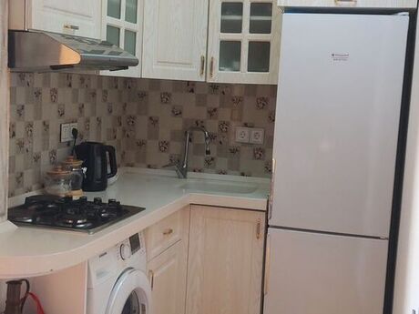 2 otaqlı köhnə tikili - Badamdar q. - 42 m²