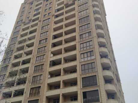 Объявление №6047344 - Баку, Хатаинский р., 4-комн., 150 м², 4/16 этаж