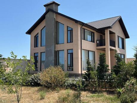 5 otaqlı həyət evi/bağ evi - Sabunçu r. - 230 m²