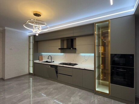 4 otaqlı yeni tikili - Nəsimi r. - 245 m²