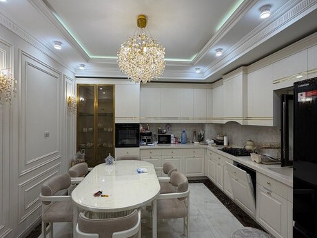 4 otaqlı yeni tikili - Nəriman Nərimanov m. - 178 m²