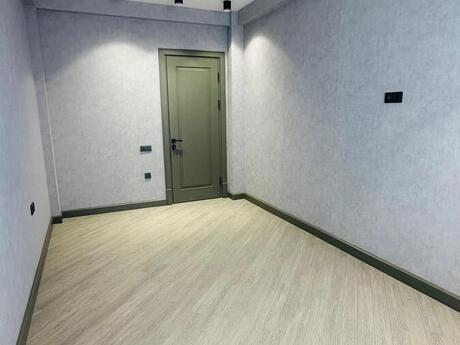 4-комн. новостройка - Насиминский р. - 170 м²