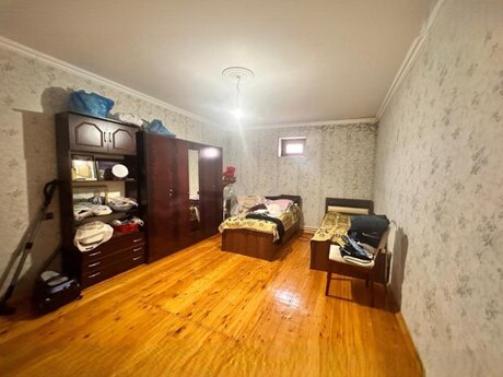 8 otaqlı həyət evi/bağ evi - Xətai r. - 340 m²