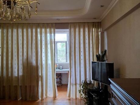 Elan №6047496 - Bakı, Elmlər Akademiyası m., 3 otaqlı, 80 m², 4/9 mərtəbə