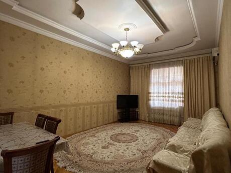 6 otaqlı həyət evi/bağ evi - Dərnəgül m. - 200 m²