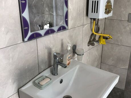 2 otaqlı həyət evi/bağ evi - Şüvəlan q. - 85 m²