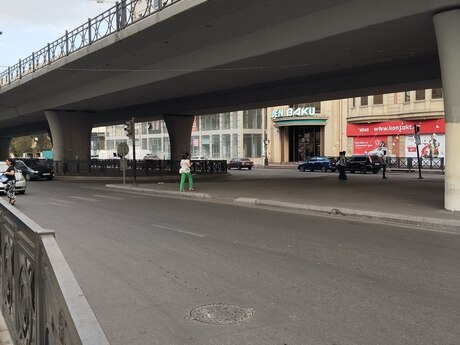 2 otaqlı köhnə tikili - Memar Əcəmi m. - 42 m²
