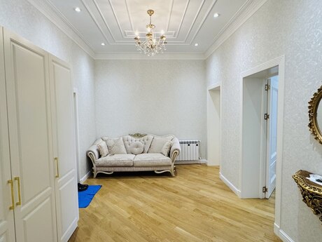 2-комн. новостройка - Насиминский  р. - 110 м²