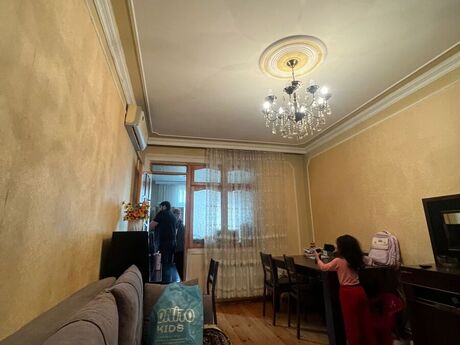 Объявление №6047730 - Баку, м. Мемар Аджеми, 3-комн., 80 м², 2/5 этаж