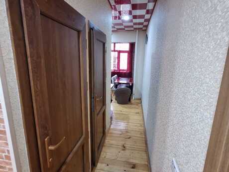 2 otaqlı köhnə tikili - Azadlıq Prospekti m. - 65 m²