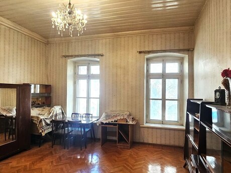 3 otaqlı yeni tikili - 28 May m. - 80 m²
