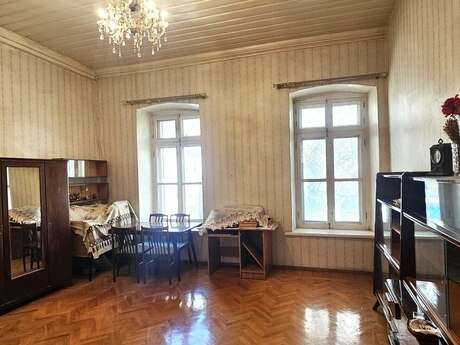 3 otaqlı yeni tikili - 28 May m. - 80 m²