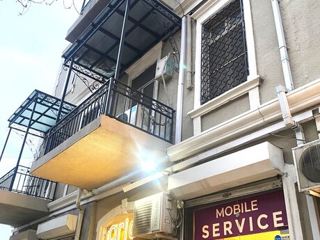 3 otaqlı yeni tikili - 28 May m. - 80 m²