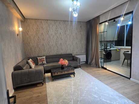 2-комн. новостройка - м. Кара Караев - 57 м²