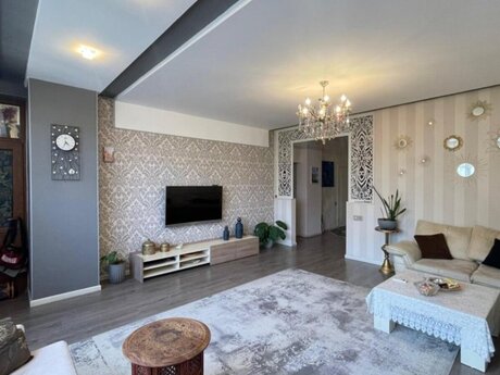 3 otaqlı yeni tikili - Şah İsmayıl Xətai m. - 137 m²