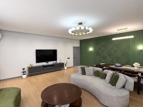 3 otaqlı yeni tikili - Şah İsmayıl Xətai m. - 165 m²