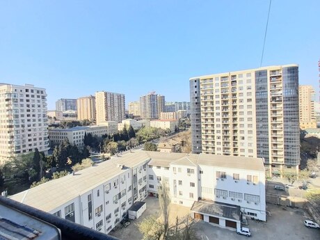 2-комн. новостройка - Наримановский р. - 90 м²