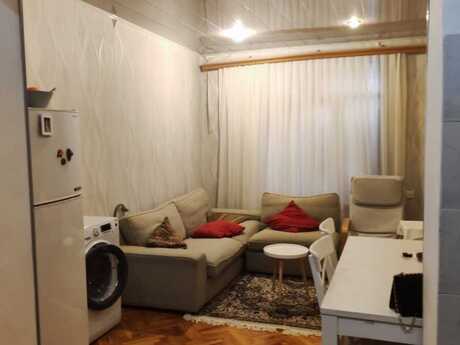 Объявление №6048037 - Баку, пос. Ени Ясамал, 3-комн., 65 м², 1/9 этаж