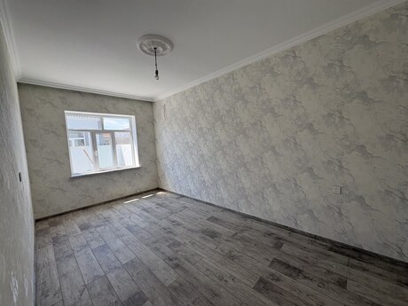 2 otaqlı həyət evi/bağ evi - Zabrat q. - 60 m²