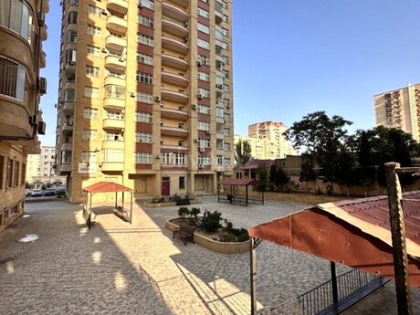 4 otaqlı yeni tikili - Elmlər Akademiyası m. - 150 m²
