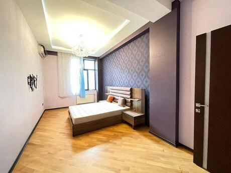 3 otaqlı yeni tikili - İnşaatçılar m. - 140 m²
