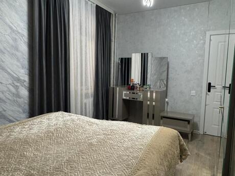 2 otaqlı köhnə tikili - 8 Noyabr m. - 62 m²