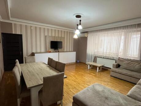 5 otaqlı köhnə tikili - Nəsimi m. - 200 m²
