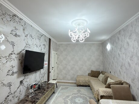 3-комн. вторичка - м. Ази Асланов - 60 м²