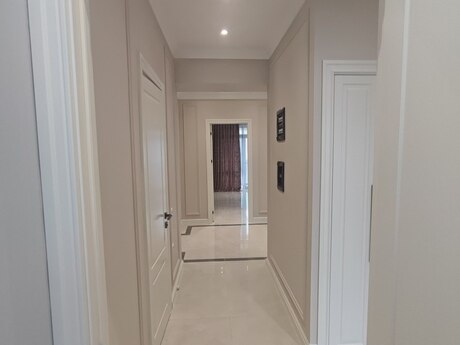 4 otaqlı yeni tikili - Bakmil m. - 129 m²