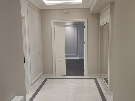 4 otaqlı yeni tikili - Bakmil m. - 129 m²
