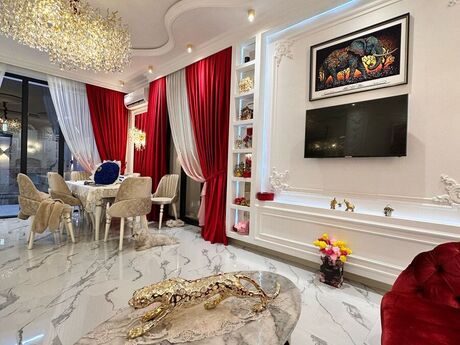 4 otaqlı həyət evi/bağ evi - Mərdəkan q. - 200 m²