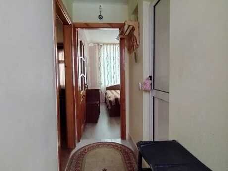 2 otaqlı köhnə tikili - Elmlər Akademiyası m. - 40 m²
