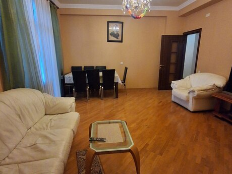 3 otaqlı yeni tikili - Elmlər Akademiyası m. - 105 m²