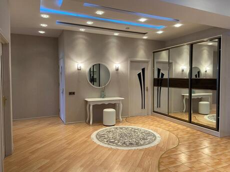 3 otaqlı yeni tikili - 8 Noyabr m. - 150 m²