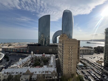 3-комн. новостройка - м. 28 мая - 103 м²