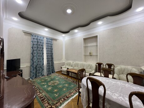 3 otaqlı köhnə tikili - Sahil m. - 100 m²