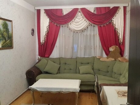 4 otaqlı köhnə tikili - Yeni Günəşli q. - 90 m²