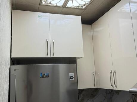1 otaqlı köhnə tikili - Bakıxanov q. - 40 m²