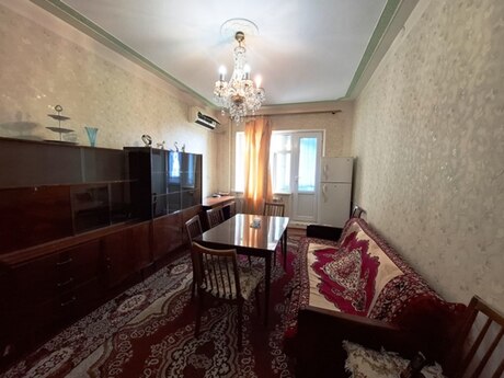 1 otaqlı köhnə tikili - Köhnə Günəşli q. - 32 m²
