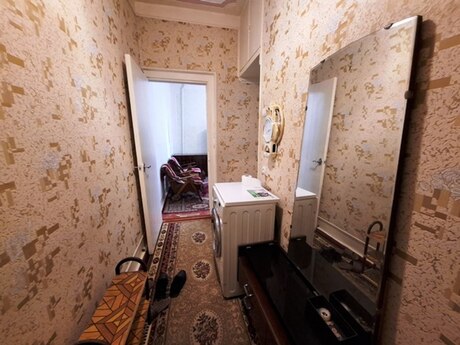 1 otaqlı köhnə tikili - Köhnə Günəşli q. - 32 m²