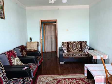 5 otaqlı köhnə tikili - Mərdəkan q. - 93 m²