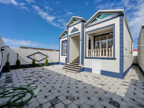 4 otaqlı həyət evi/bağ evi - Savalan q. - 120 m²