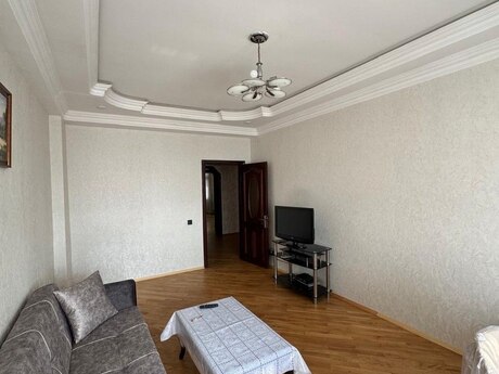 3 otaqlı yeni tikili - Nəsimi r. - 135 m²