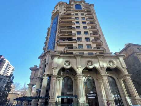 Объявление №6048877 - Баку, м. 28 мая, 4-комн., 245 м², 14/16 этаж