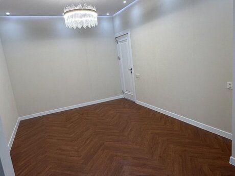 5 otaqlı köhnə tikili - Xətai r. - 120 m²