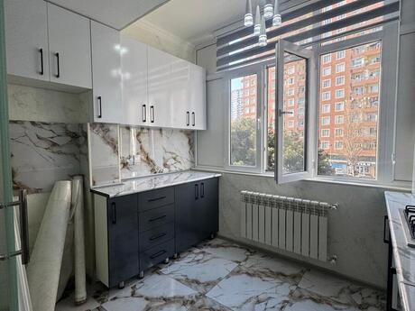 Elan №6048939 - Bakı, Memar Əcəmi m., 3 otaqlı, 55 m², 4/5 mərtəbə