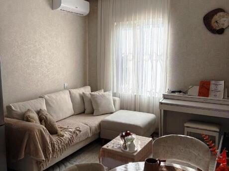 2-комн. вторичка - пос. Старые Гюнешли - 45 м²