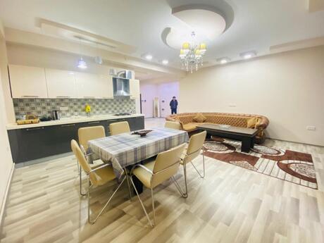 2 otaqlı yeni tikili - Elmlər Akademiyası m. - 100 m²