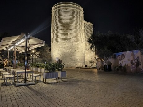 1 otaqlı köhnə tikili - İçəri Şəhər m. - 50 m²