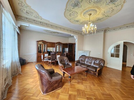 3 otaqlı köhnə tikili - Sahil m. - 110 m²